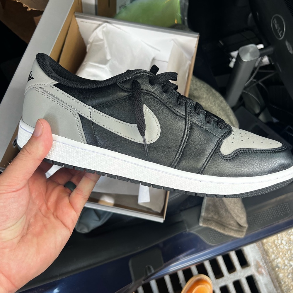 Jordan 1 low Shadow